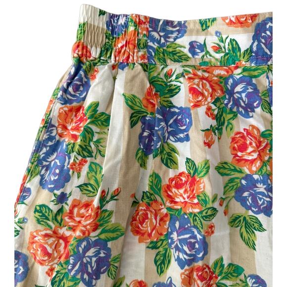 Vintage Karen Scott 90s Bermuda shorts floral print high waisted pleated size 10 - Picture 3 of 9